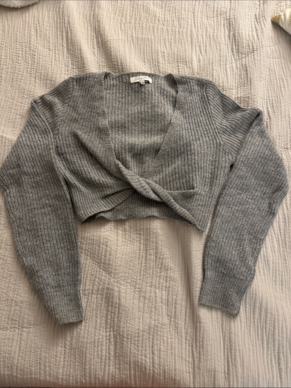 Emory Park Ribbed Gray Cropped Twist-Front Women's Sweater/Cardigan